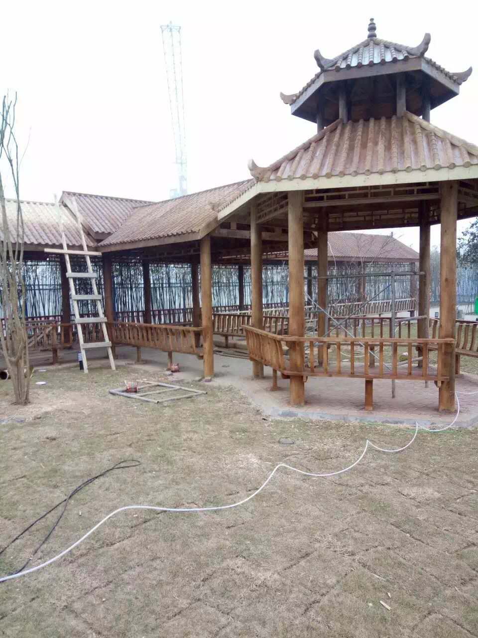 鄭州防腐木長廊