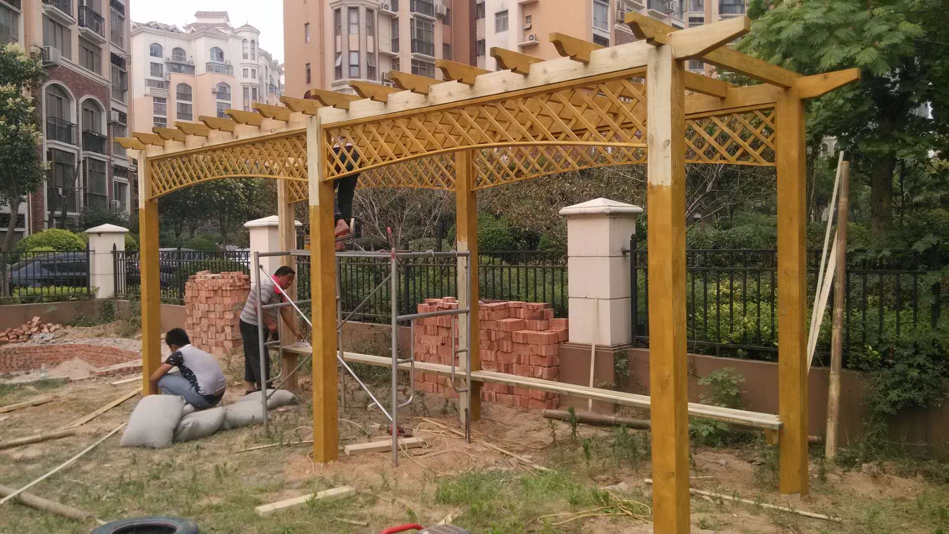 鄭州防腐木花架
