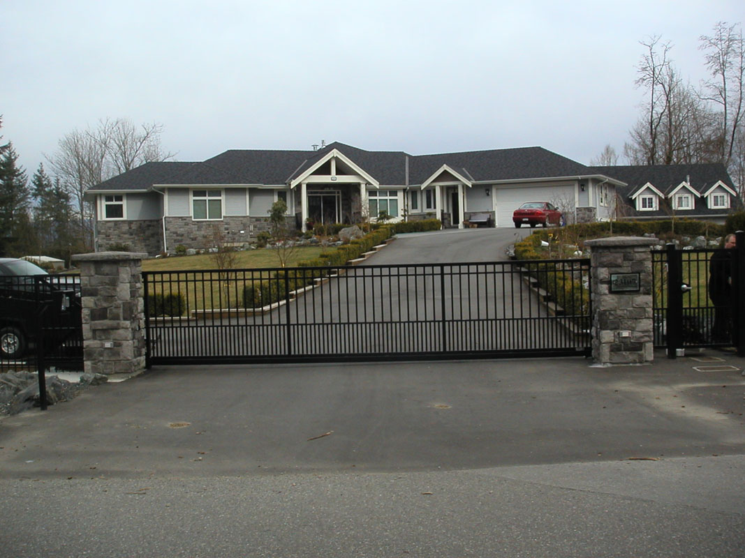 Residential Cantilever Gates